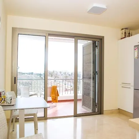 Lägenhet 2 Bedrooms In Magnolia Golf Resort, La Caleta Costa Adeje (Tenerife)