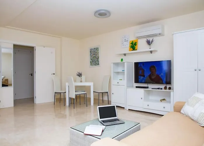 2 Bedrooms In Magnolia Golf Resort, La Caleta דירה