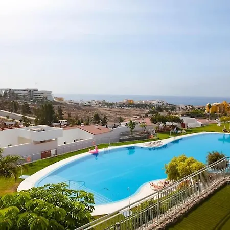 2 Bedrooms In Magnolia Golf Resort, La Caleta Appartement Costa Adeje (Tenerife)
